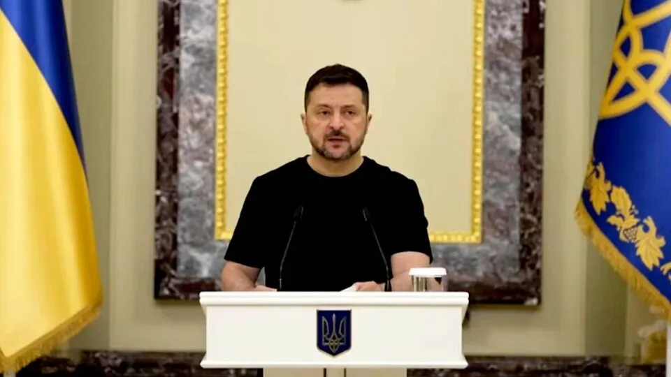 Володимир Зеленський: Вже сьогодні реально зупинити удари по енергетиці, але путін не хоче цього робити.