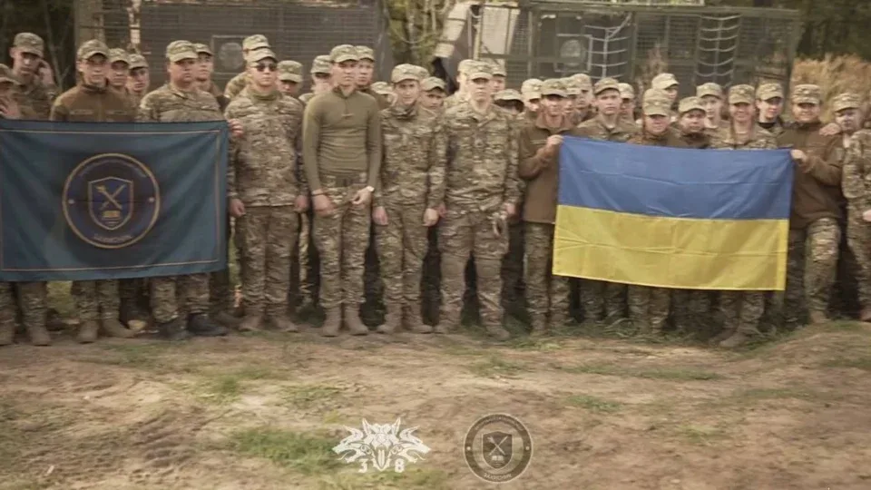 Морпіхи взялися за підготовку ліцеїстів «Захисника»: човни, «Вікінг» і перші бойові стрільби 