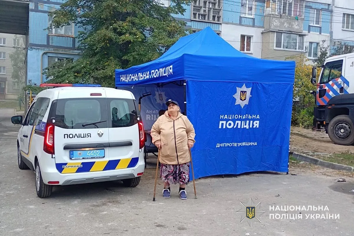 Поліція показала наслідки російських атак на Дніпропетровщину: загинула дитина, є поранені - 11.10.2026