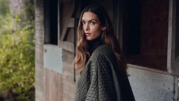 Від британського countryside до міських образів: чому куртки Barbour знову всюди