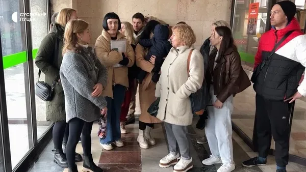 Батьки та колектив спеціалізованого закладу «Сонечко» прийшли на сесію обласної ради