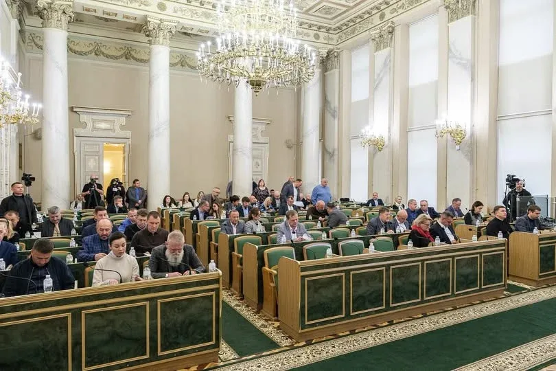 Львівська облрада просить уряд виділити кошти на зарплати шкільних кухарів