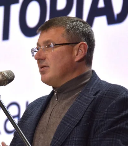 “Понад 30 пропозицій, більшість - про права ВПО”, - Сапожко розповів про перший статут Броварської громади “Понад 30 пропозицій, більшість - про права ВПО”, - Сапожко розповів про перший статут Броварської громади