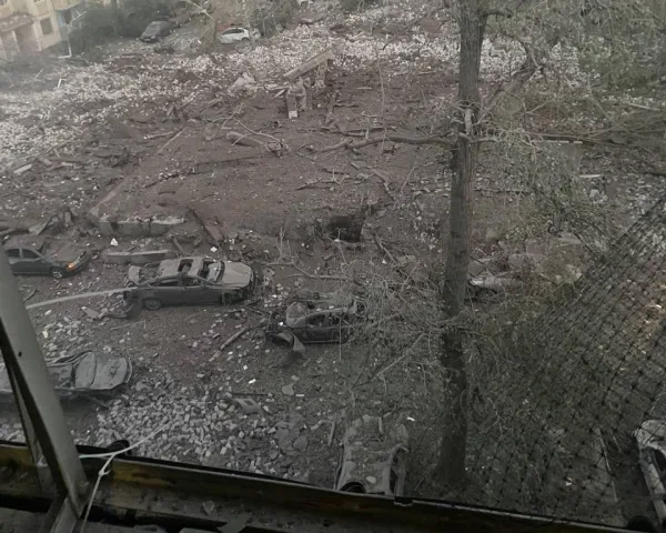 Росія ракетою знесла цілу вулицю в Кременчуці - моторошні кадри