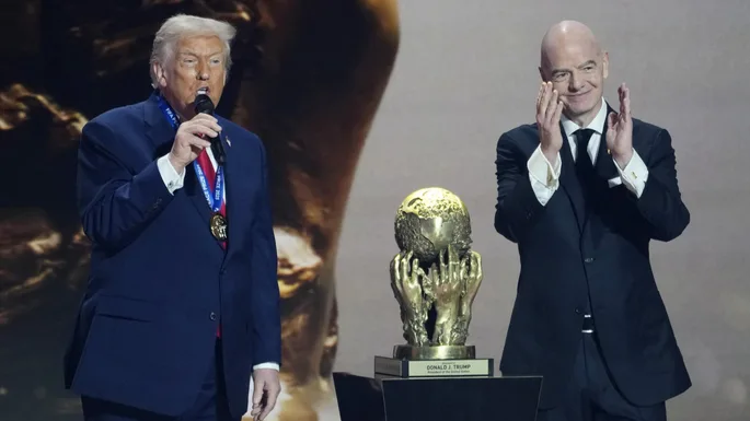 ФІФА може скасувати Премію миру, яку отримав Трамп