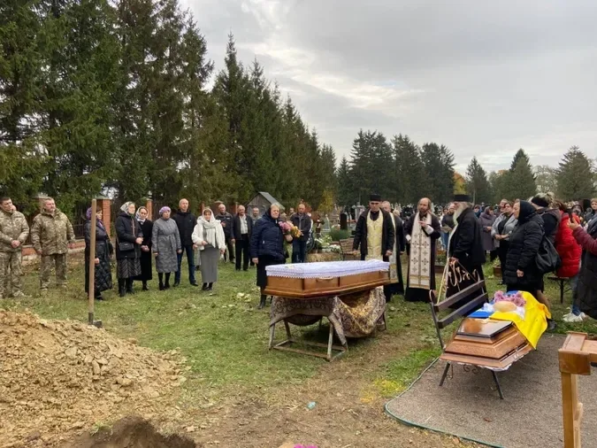 У громаді на Волині попрощалися із Героєм Олександром Шуміком (фото)