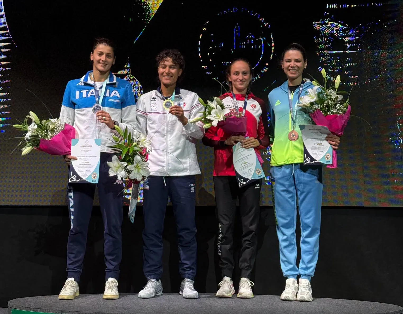 Закарпатка Влада Харькова здобула дві нагороди на чемпіонаті світу з фехтування серед військовослужбовців