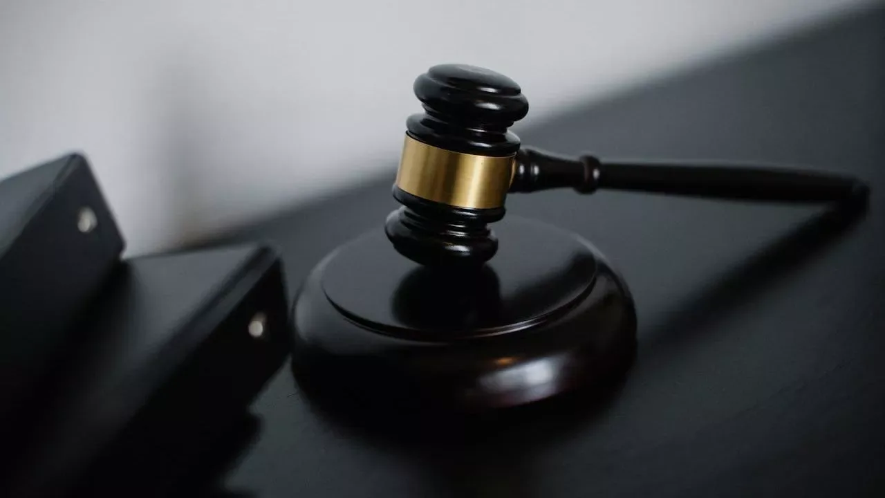 В Україні відновлять конкурси на держслужбу: як це працюватиме Адвокат, суд, юрист