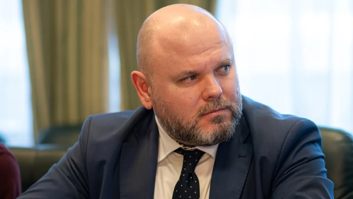 Кабмін звільнив заступника міністра інфраструктури Кашубу і заступника міністра економіки Перелигіна