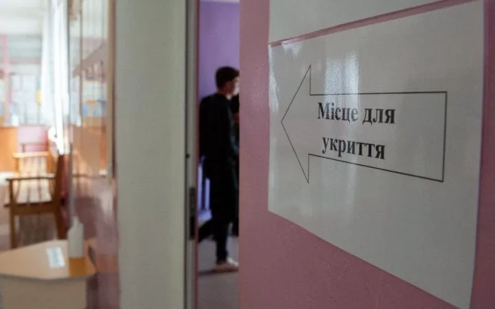 Прірва може збільшуватися, навіть якщо ми не рухаємося назад