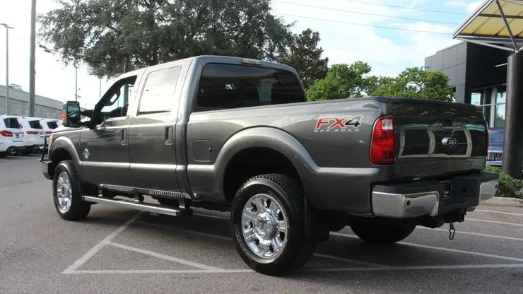 Автомобиль Ford Super Duty