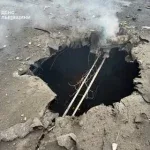 На Львівщині ліквідували пожежу в складській будівлі після російського удару