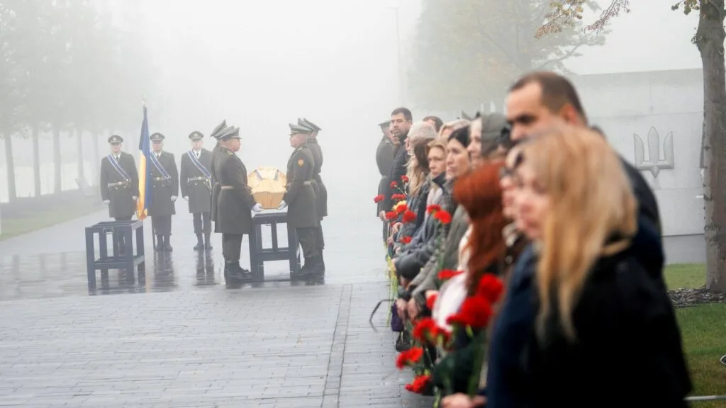 Труни загиблих захисників