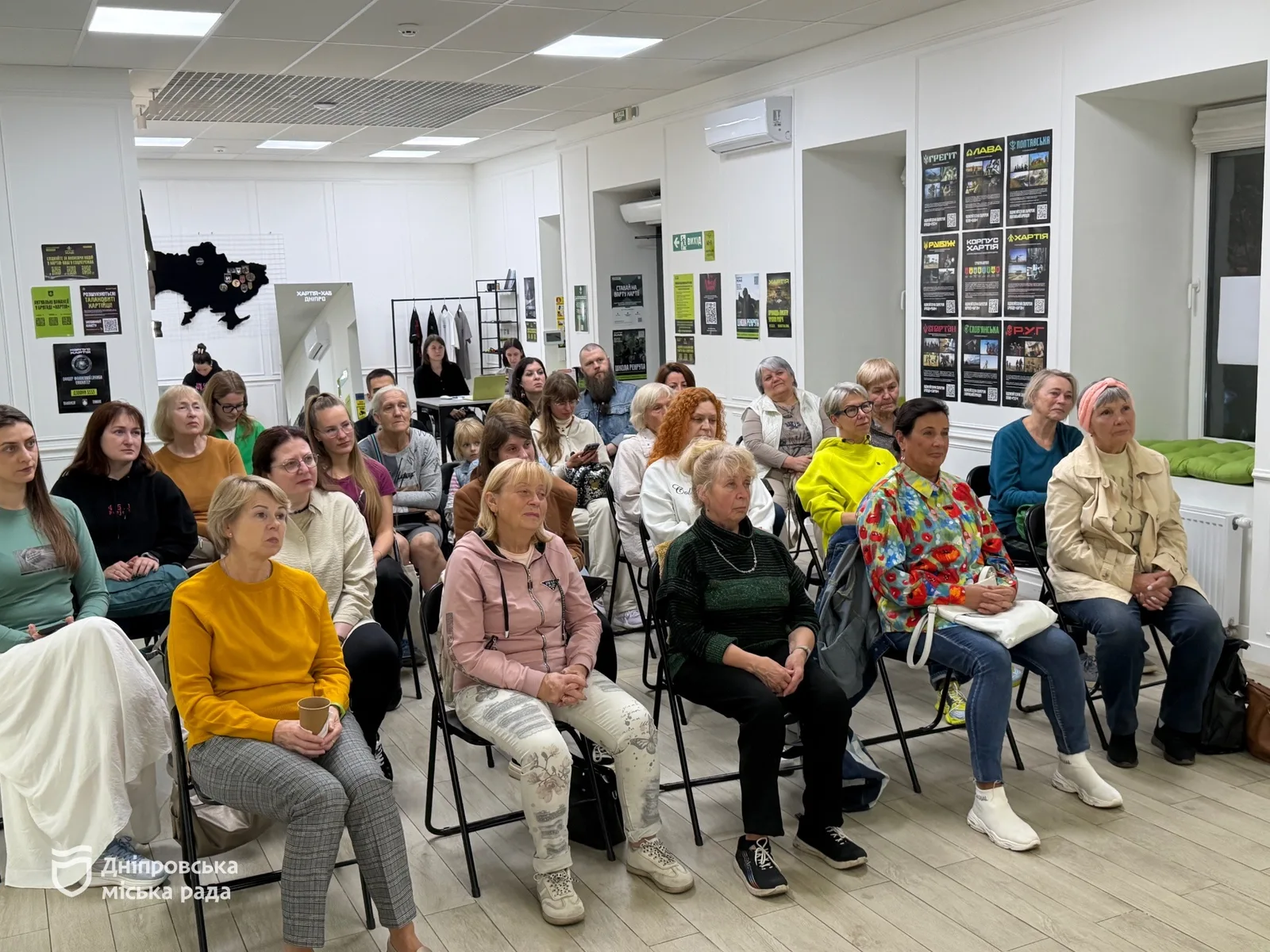 Як сваталися, пекли коровай і проводили весілля: у Дніпрі розповіли про давні українські звичаї - 09.10.2026