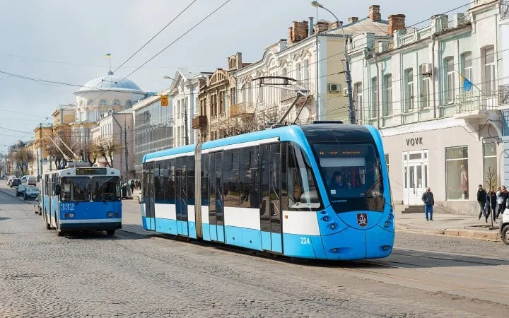 Вінниця залишилася без світла через російську атаку: електротранспорт зупинився