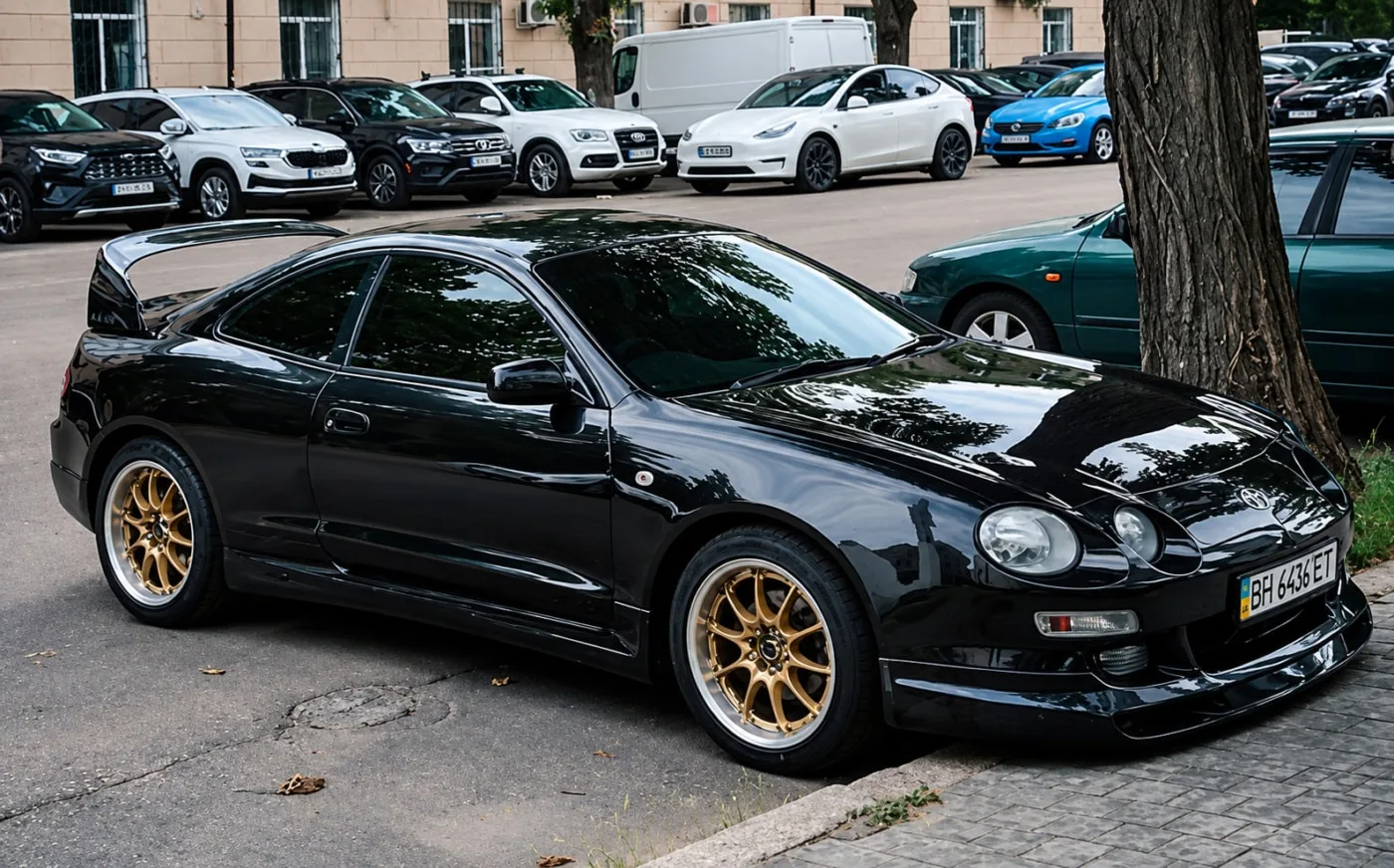 Рідкісна Toyota Celica SS-III у кузові ST202 стала зіркою одеських доріг