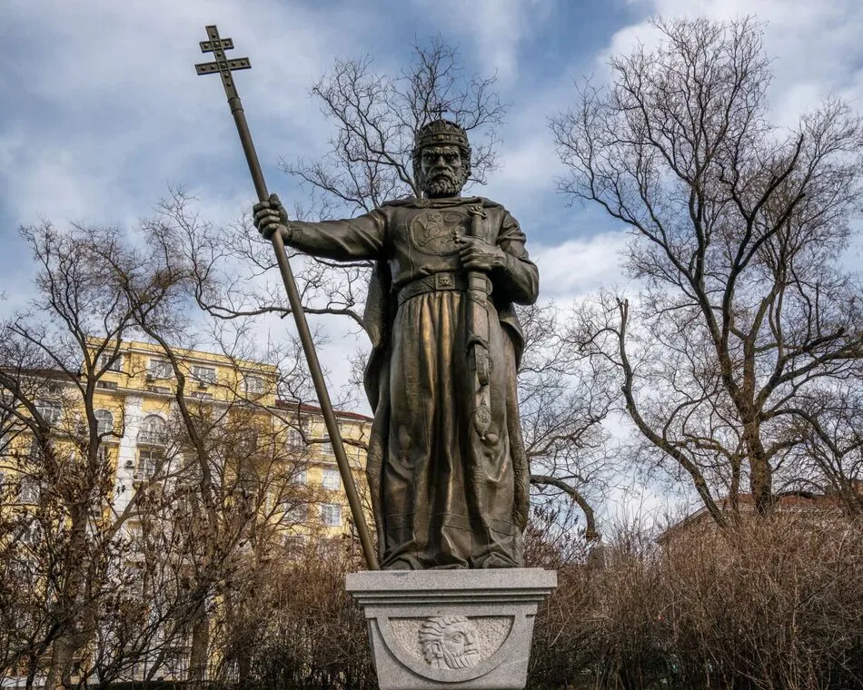 Після десятиліть переговорів: останки царя Самуїла повернули з Греції до Болгарії