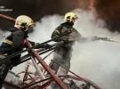 На підприємстві в Бучанському районі локалізували пожежу після атаки РФ