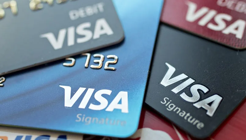 Компания Visa запустила коммерческие платежи в USDC