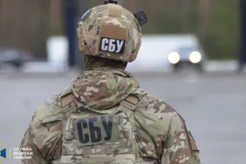 СБУ затримала в Одесі жінку, яку підозрюють у коригуванні російських ударів по порту та об’єктах Нацгвардії