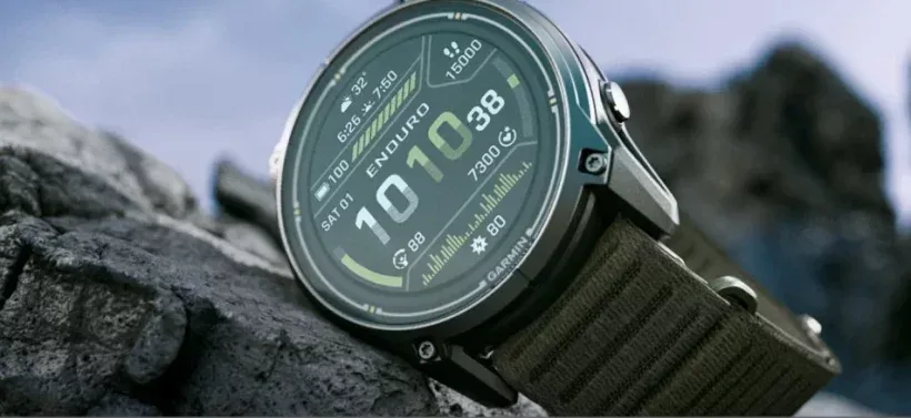 Выносливые часы Garmin Enduro 4 и гольф-флагман Approach S72