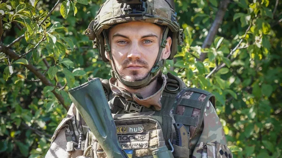«Я ніс його на собі»: що пережив «Філософ» під час виходу через мінне поле з Авдіївки 