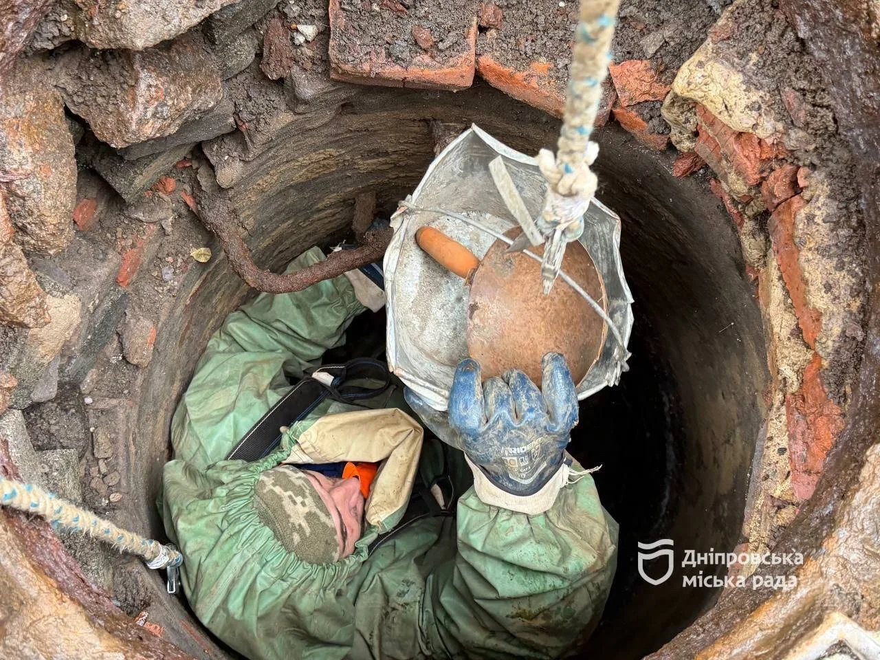 Дніпро підтримує надійність критичної інфраструктури: пошкодження водогонів і каналізації усувають 24/ 7 - 22.10.2026