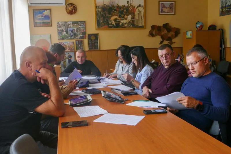 Земельні торги, оренда та інвентаризація скверів: відбулося засідання профільної комісії Калуської міської ради