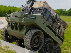 Робот замість медеваку. Армія США випробовувала автономні НРК для поповнення запасів та перевезення поранених