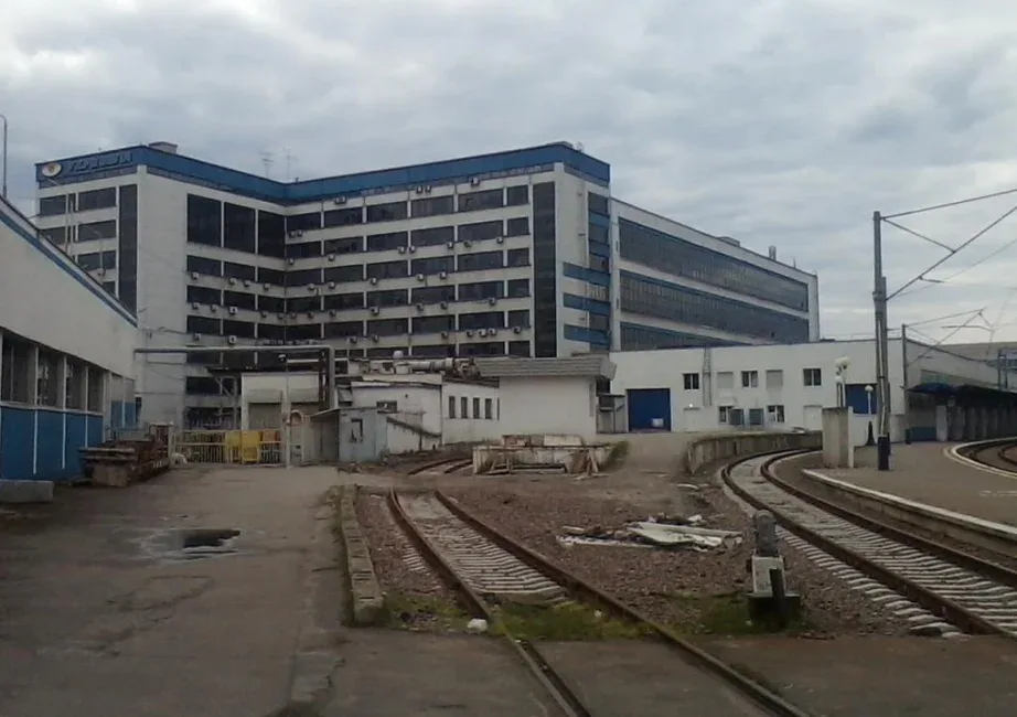 Укрпошта за 6,3 млн гривень оновить асфальт біля Центрального вокзалу Києва