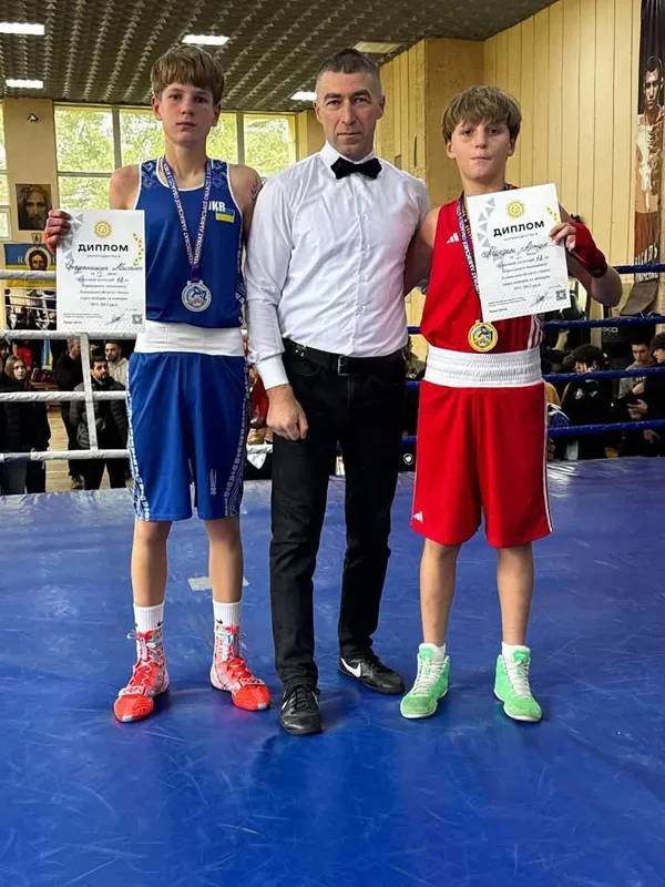 Юні боксери Мостиської громади вибороли три медалі на чемпіонаті Львівщини