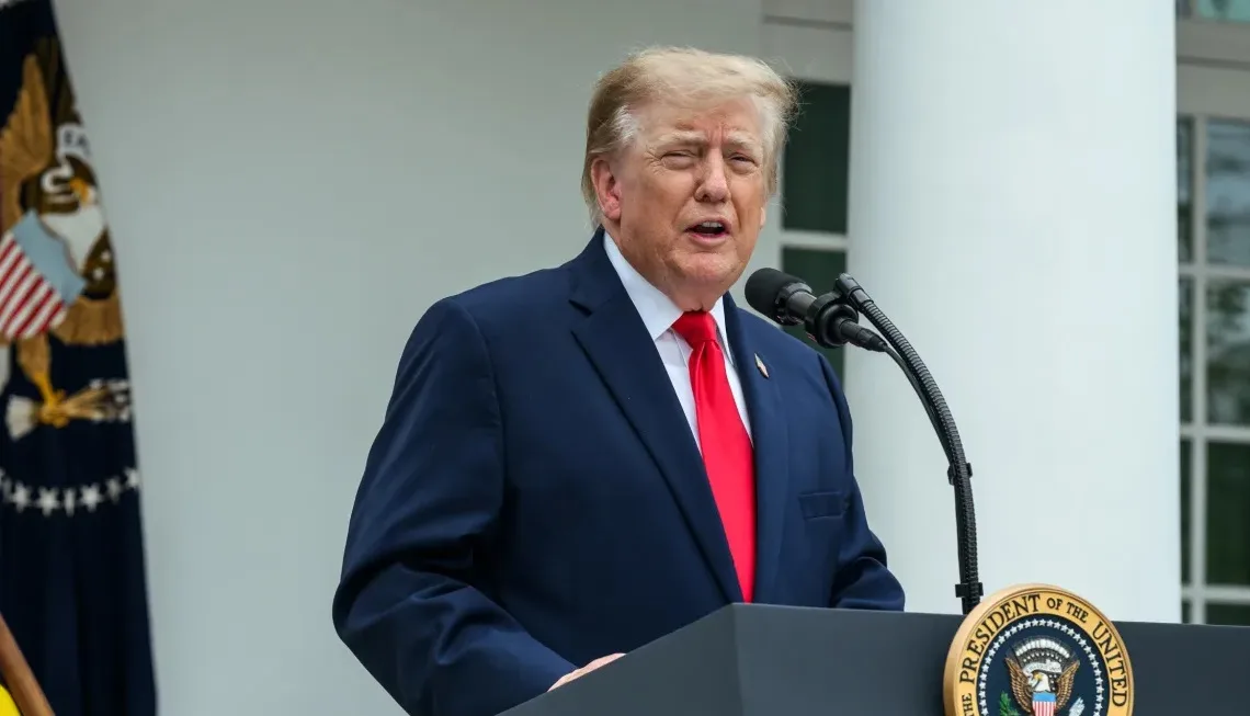 Трампа спросили, считает ли он Путина гуманистом: что ответил президент США