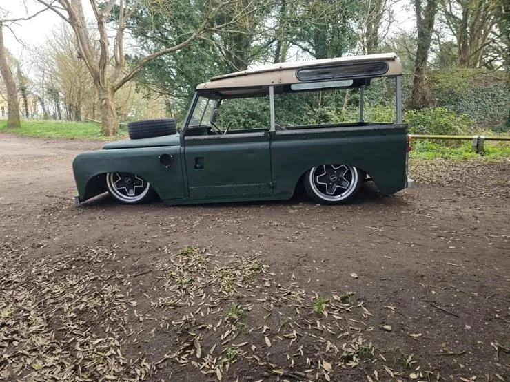 Уникальный Land Rover продают за $ 20 000