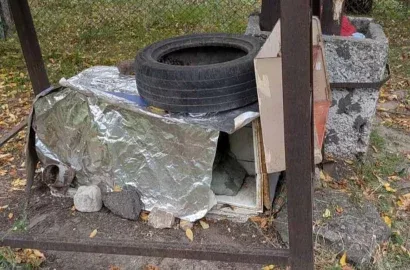 Пошкодження теплоізоляції труб теплових мереж у Миколаєві