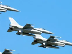 Польща підняла авіацію через російську повітряну атаку по Україні: про що попередили жителів