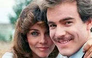 Звезде культового сериала Дикая Роза исполнилось 74