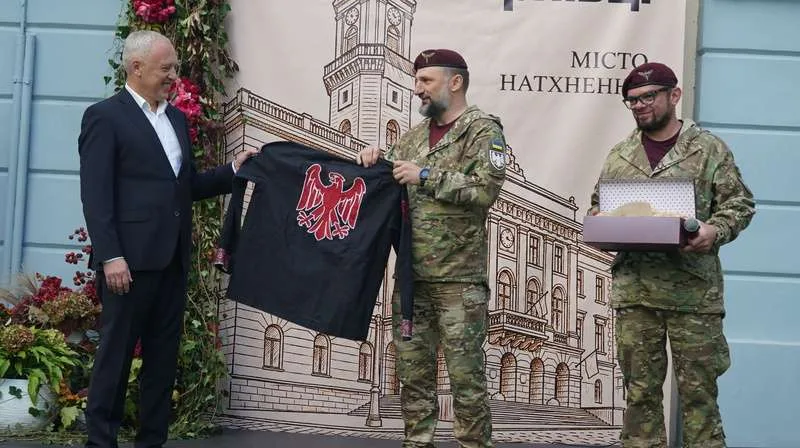 Що відбувається у центрі Чернівців зараз: фоторепортаж з Дня міста