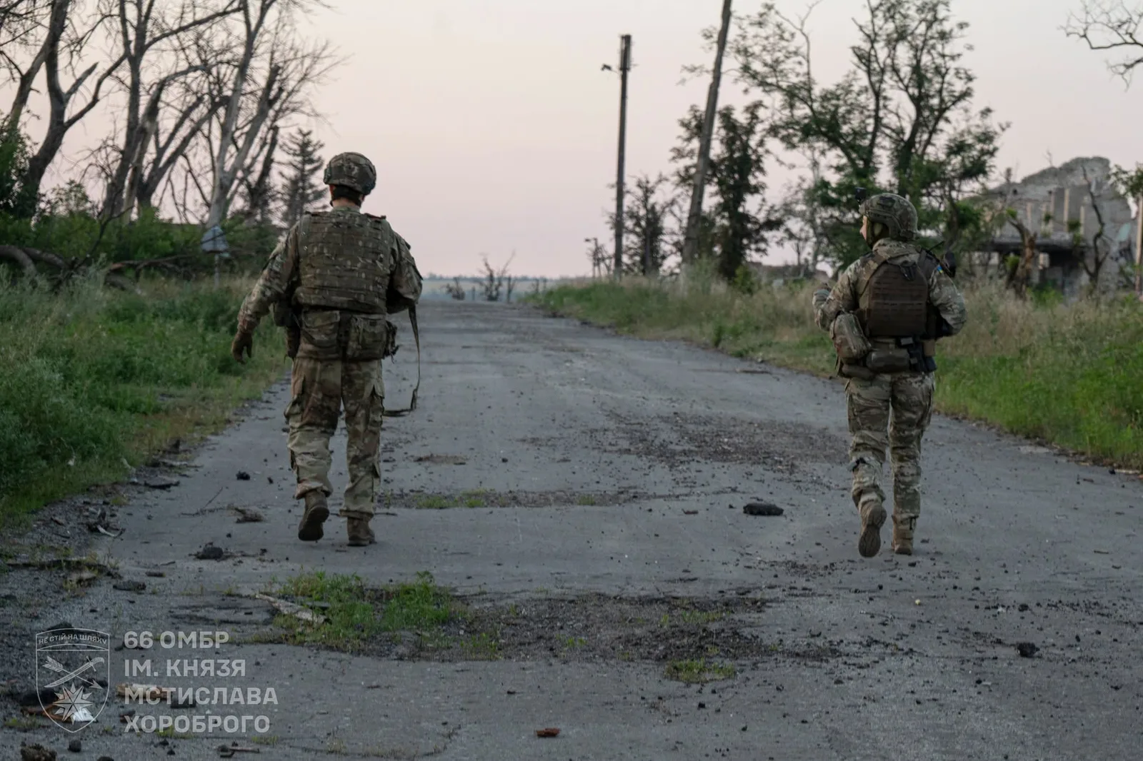 Росіяни перекидають на Лиманський напрямок додаткові сили, аби не дати ЗСУ закріпитися на звільнених ділянках, — 66 ОМБр