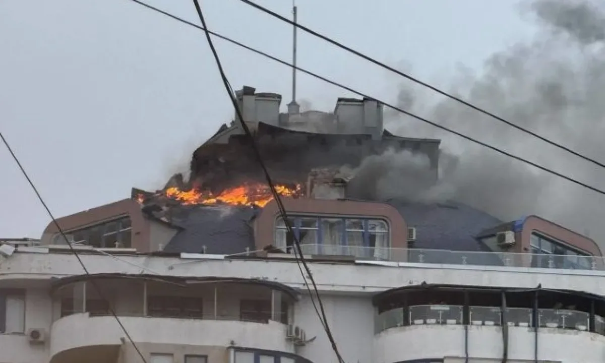 Российский дрон атаковал крышу многоэтажки в Одессе, ранен ребенок. ВИДЕО