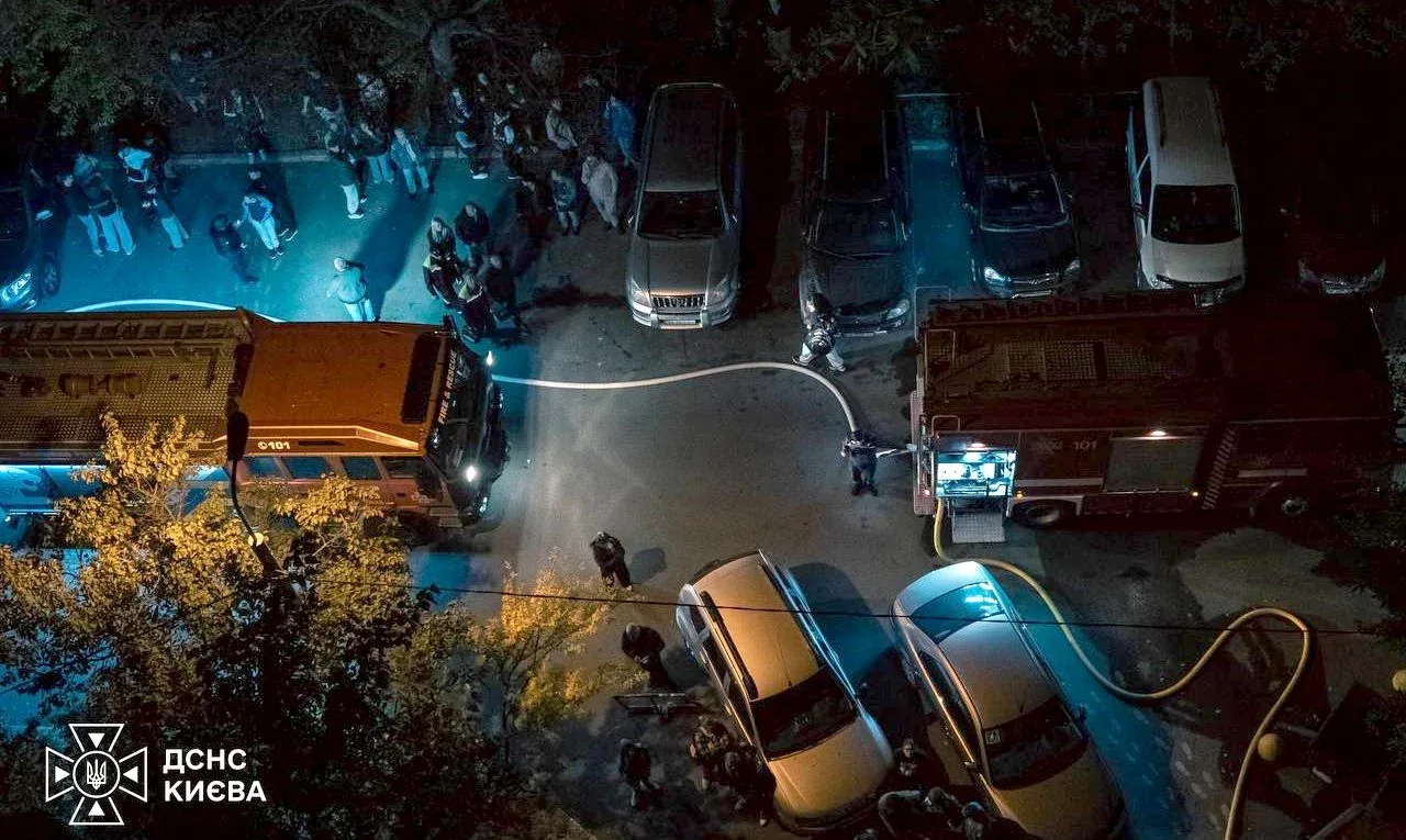 У Києві внаслідок ворожого удару по багатоповерхівці загинули дві людини