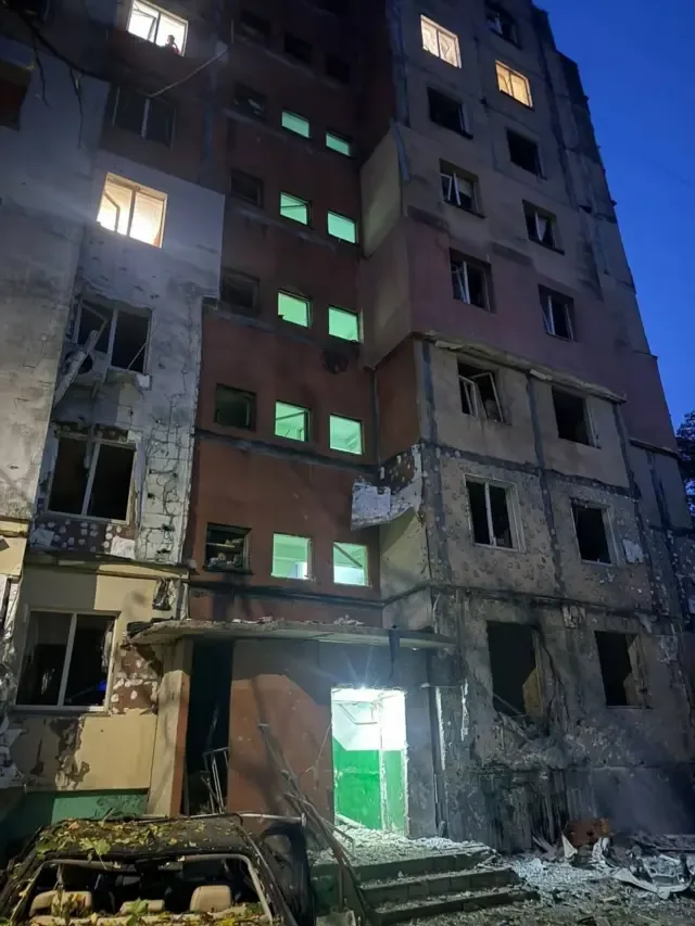 руїни будинку 