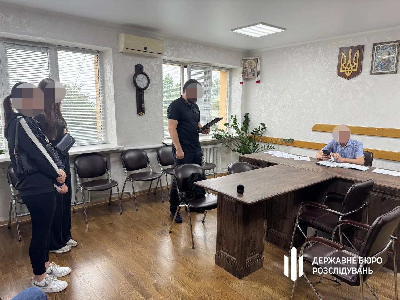 13 учасників злочинної організації чотири роки викрадали деревину у Львівській, Волинській, Житомирській, Рівненській, Закарпатській, Запорізькій областях