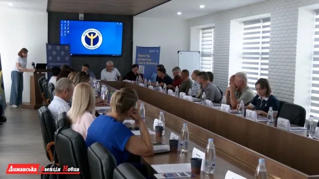 Трудоустройство и консультации: служба занятости возобновляет выездные приемы в Визирской СТГ (фото)