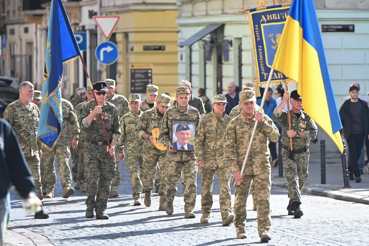 У Львові поховали легендарного 100-річного Зенона Врублевського