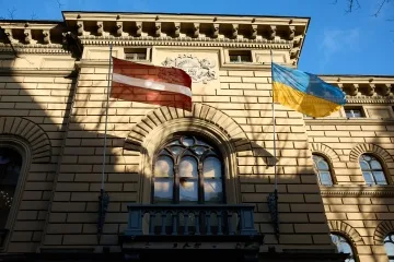 У Латвії місцевим депутатам заборонили поїздки до РФ та Білорусі