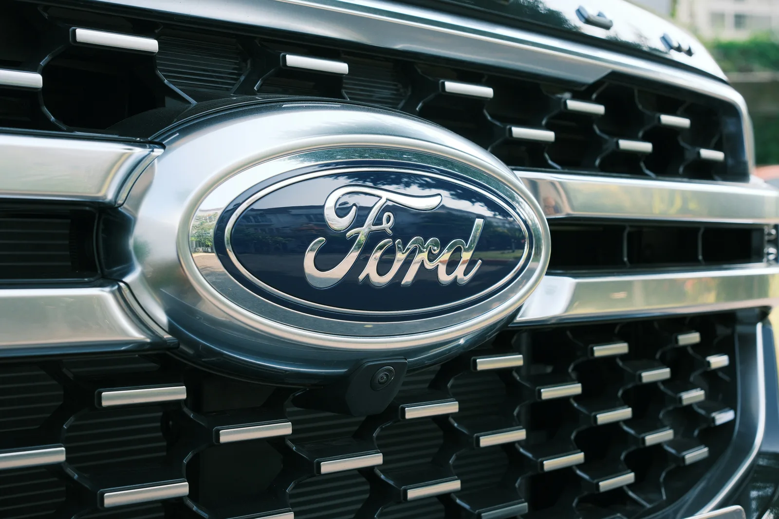 Продажі Ford впали після відмови від популярних кросоверів