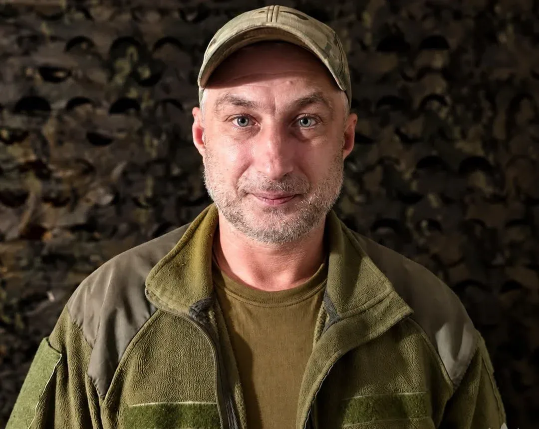 «Прокидайся!»: голос дружини серед ночі урятував життя бійцю «Термінатору»