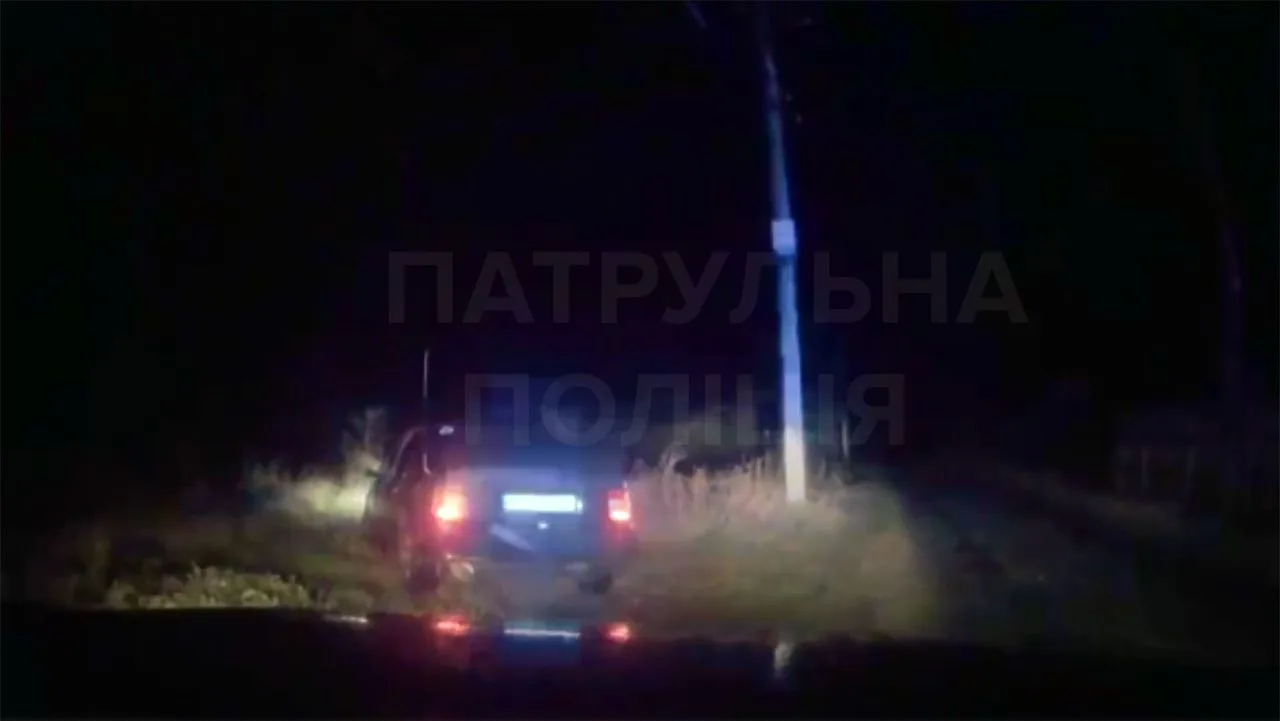 У Верхолах затримали п’яного водія, який їхав у комендантську годину без прав