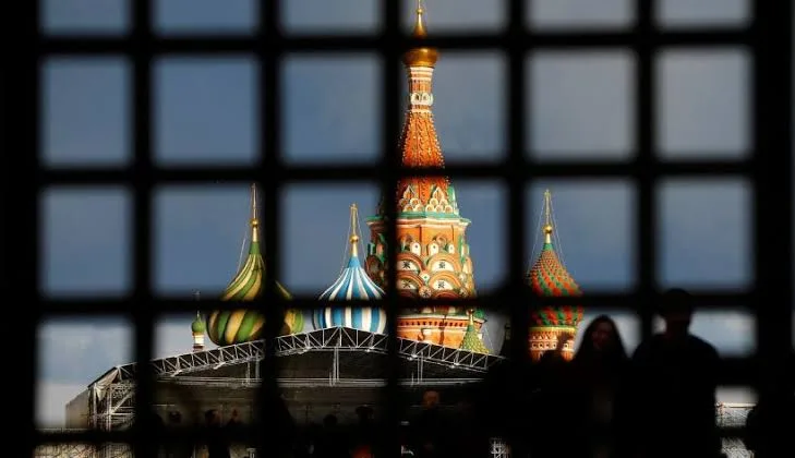 Конфликт между Москвой и регионами России усиливается: что об этом говорит