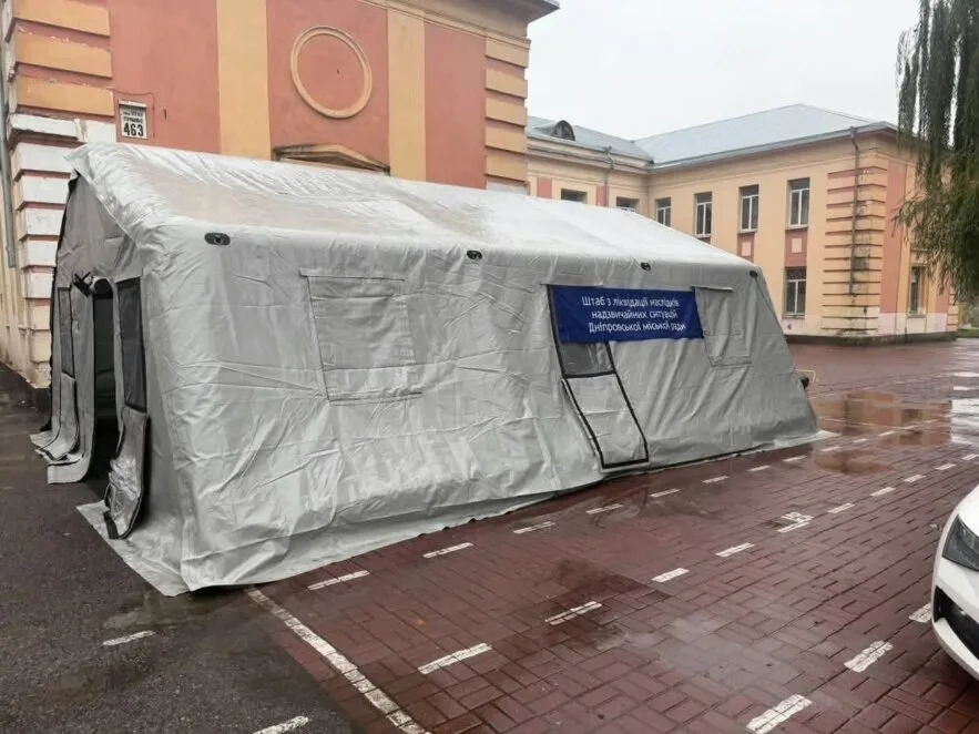 У Дніпрі розгорнули додаткові Пункти Незламності там, де світла немає вже дві доби - 31.10.2026